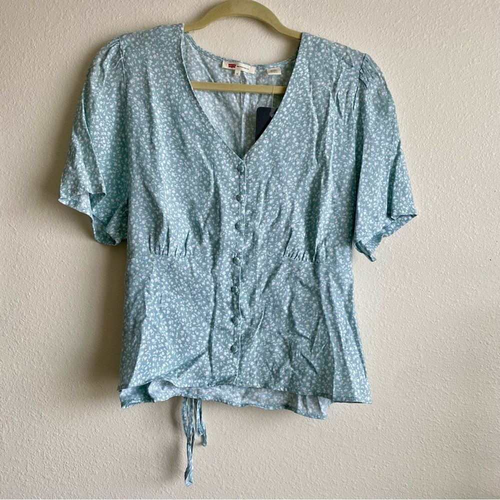 NWT Levi's Blue Flutter Sleeve Buttoned Blouse